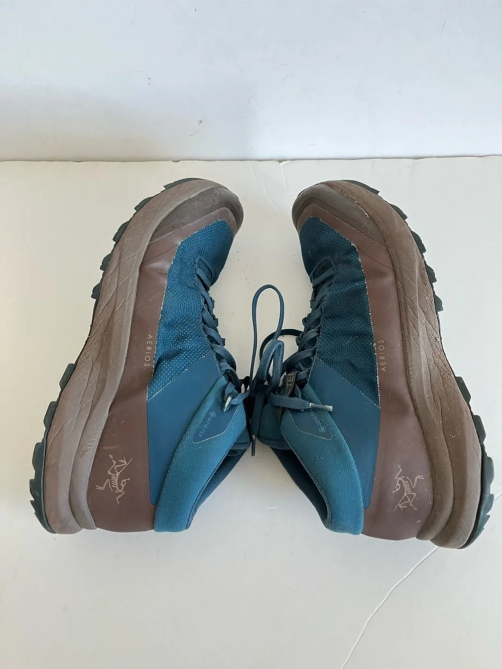 Arc'teryx Blue Aerios Mid GTX Gore-Tex Hiking Shoes sneakers Size men8 /women9